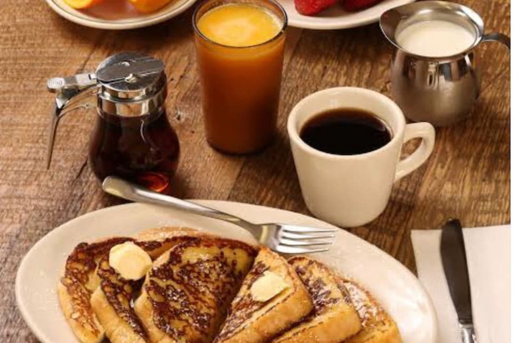 Breakfast/Coffee Service 21 of 23