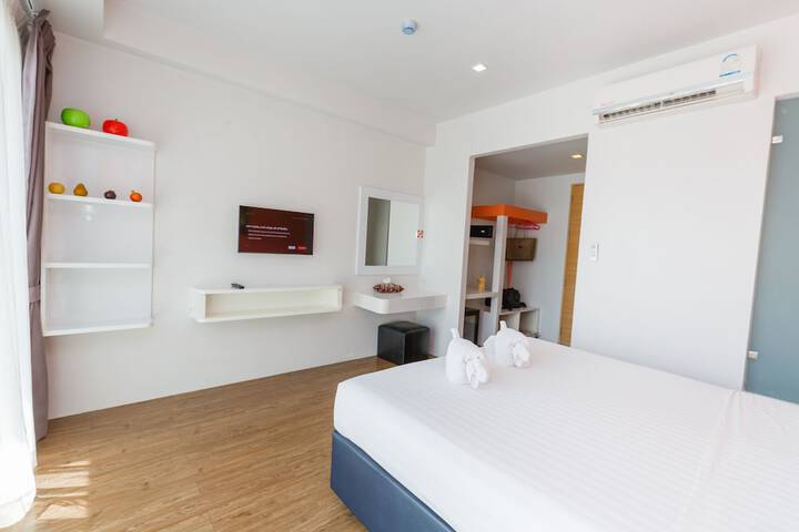 Room 6 of 32