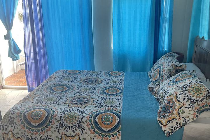 Room 13 of 65