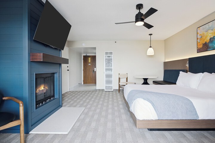 Room 36 of 79