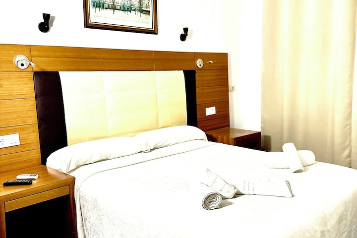 Room 19 of 133
