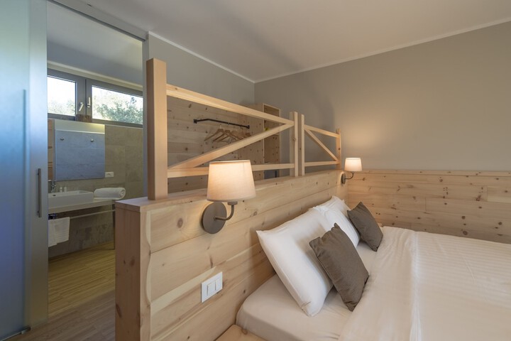 Room 35 of 67