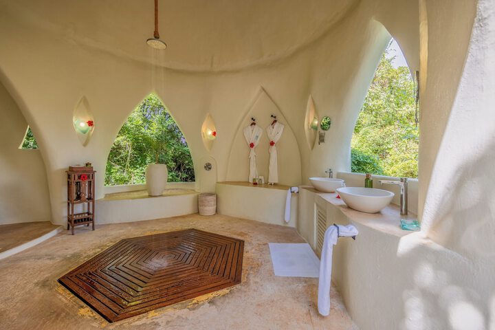 Clean Restrooms