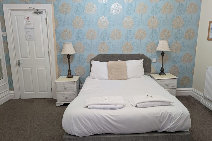Room 47 of 148