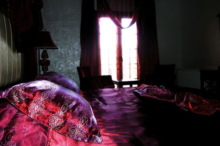 Room 5 of 51