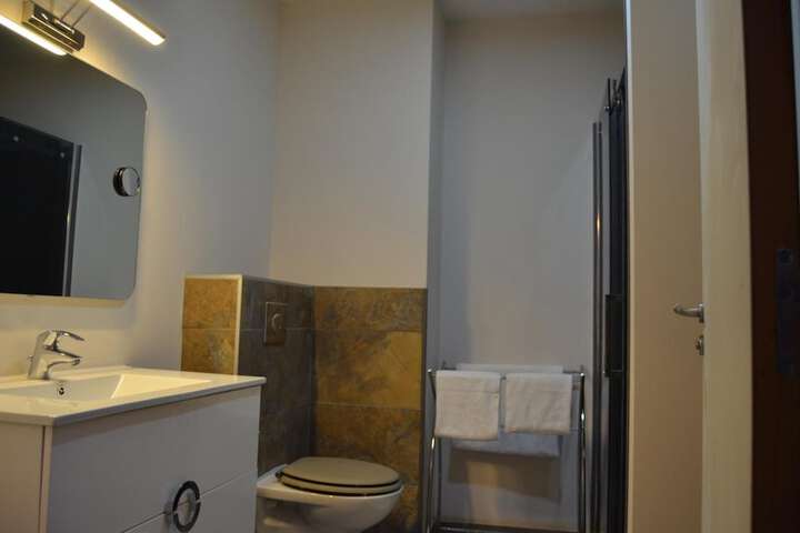 Room 14 of 51