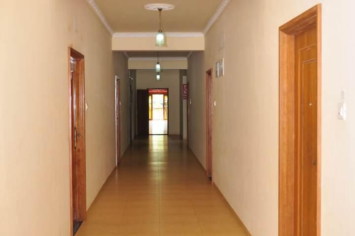 Ballroom/Hall 39 of 67