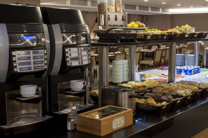 Breakfast/Coffee Service 37 of 48