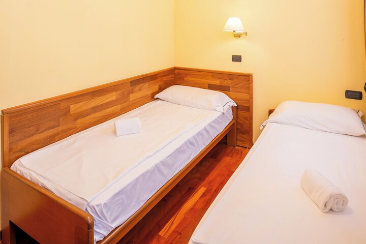 Room 29 of 72