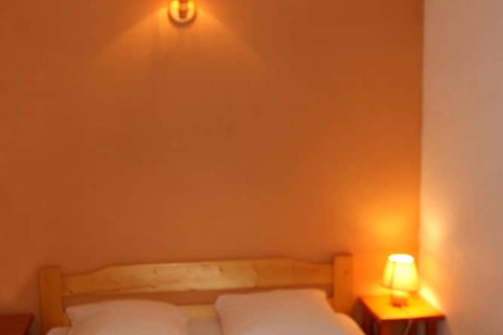 Room 25 of 314