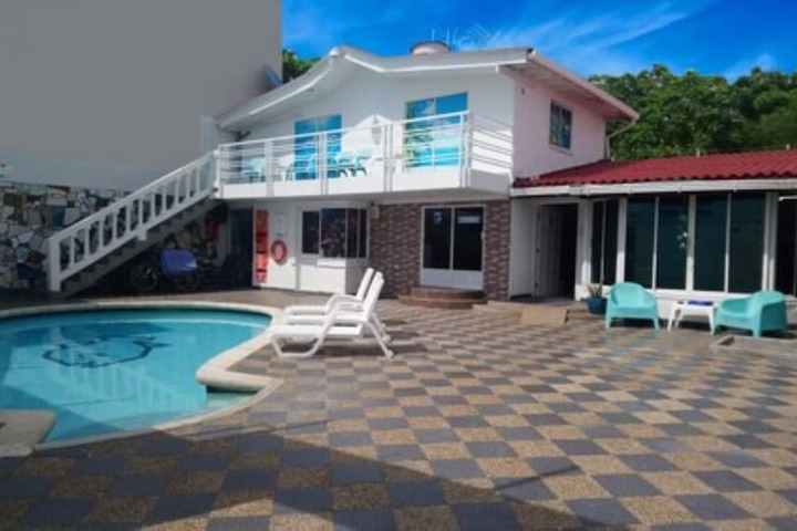 Pool 7 of 13