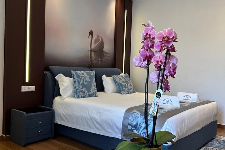 Room 2 of 14