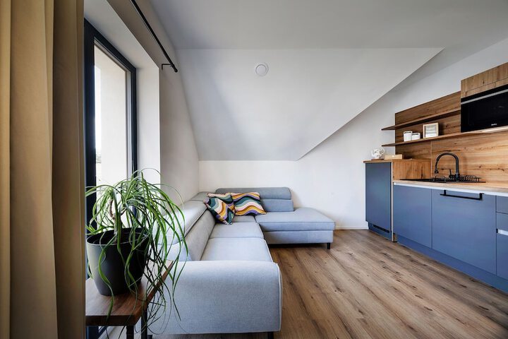 Room 28 of 56
