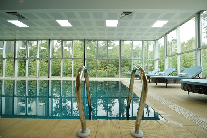 Pool 25 of 47
