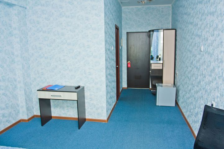 Room 9 of 69