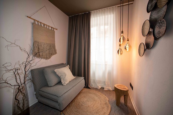 Room 20 of 29