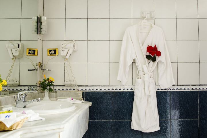 Bath Interior