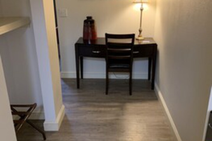 Room 73 of 297