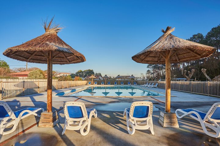 Hotel with Pool