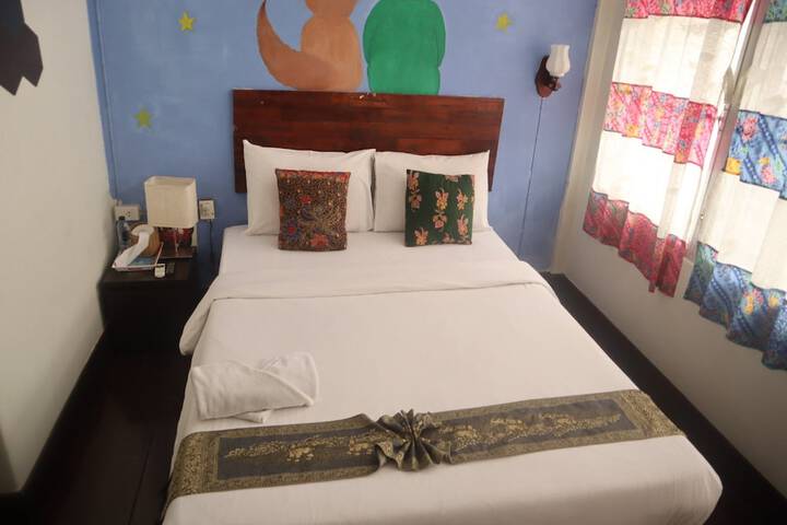Room 25 of 90