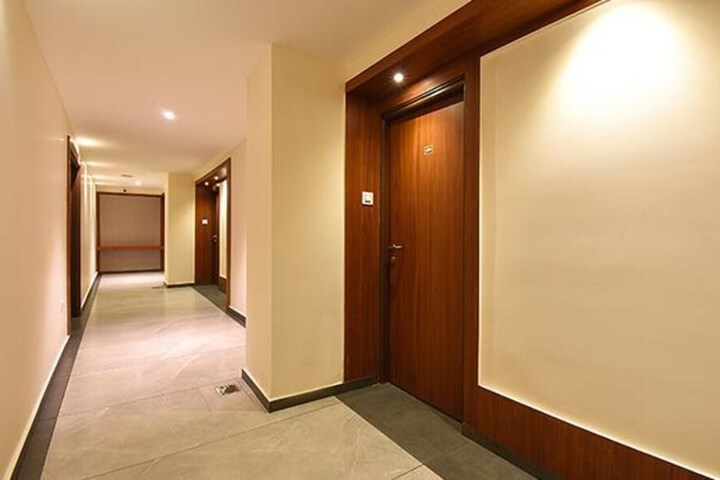Hotel Interior 6 of 41
