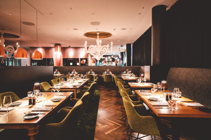 Dining 99 of 142