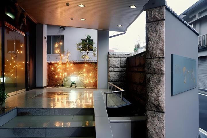 Pool 18 of 32