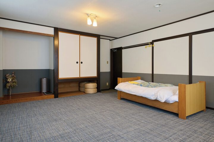 Room 41 of 93