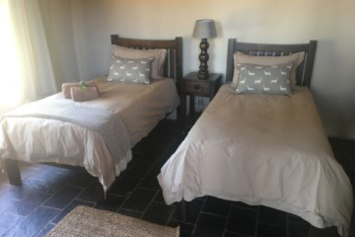 Room 5 of 35
