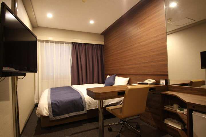 Room 22 of 41