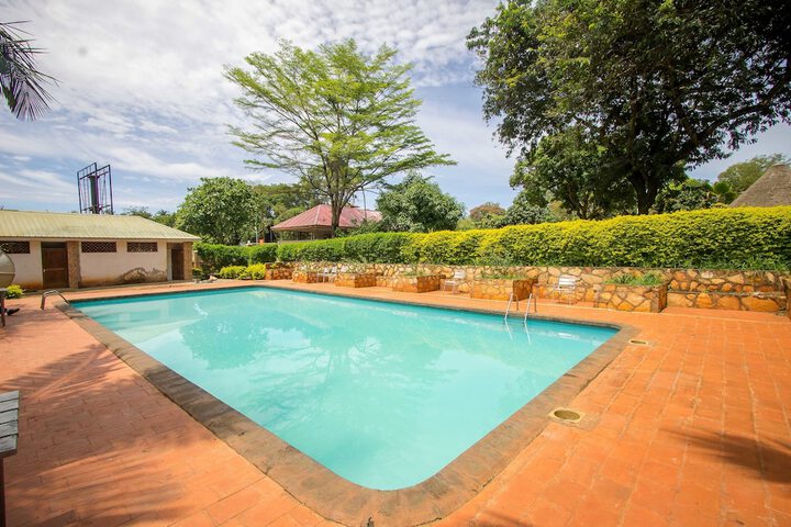 Pool 58 of 69