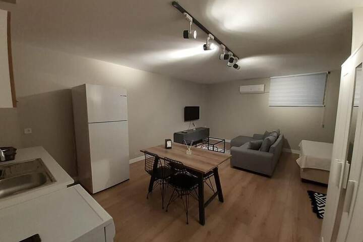 Room 10 of 43