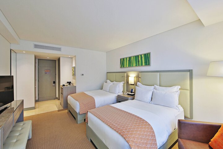 Room 9 of 151