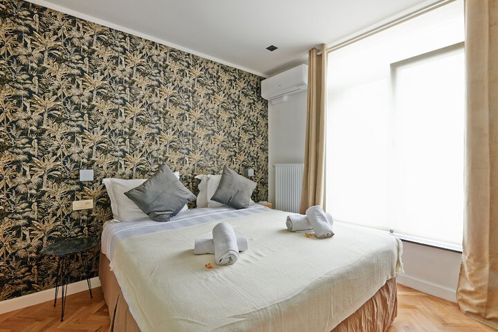 Room 4 of 71