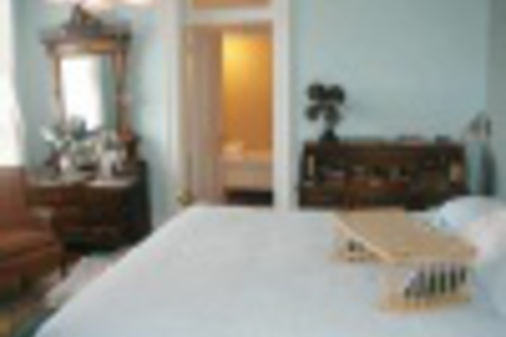 Room 148 of 240