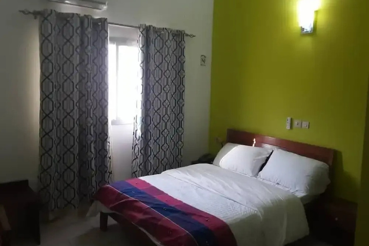 Room 2 of 15