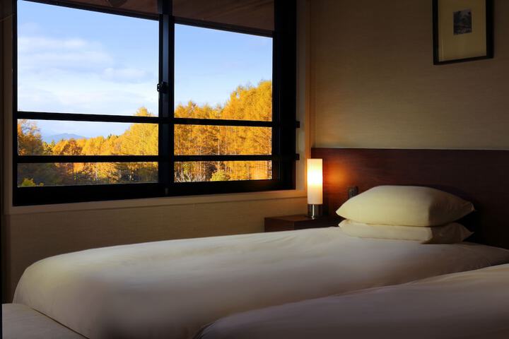 Room 16 of 111