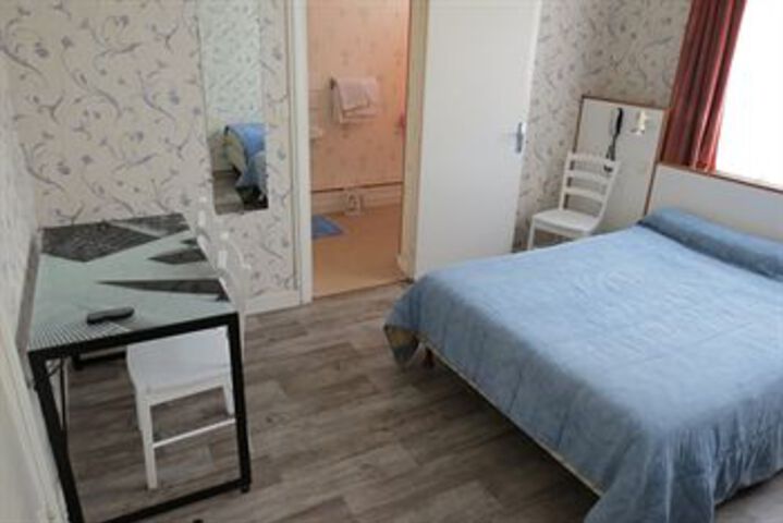 Room 22 of 33