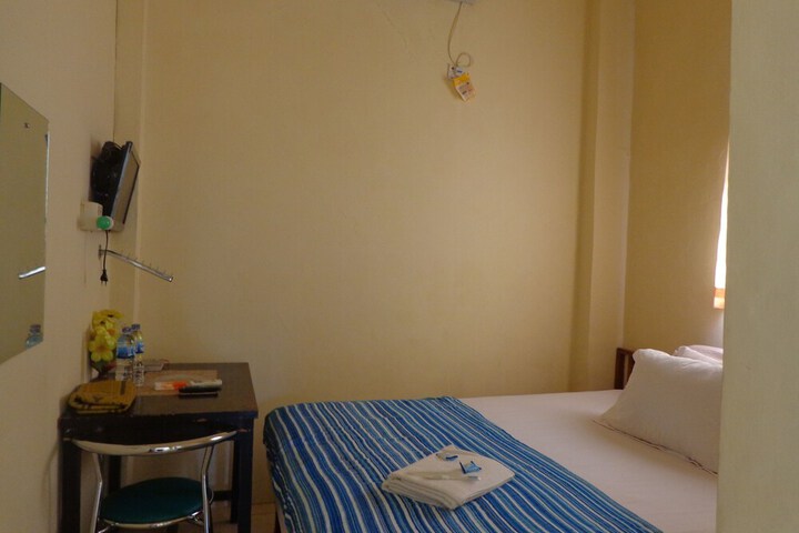 Room 21 of 39