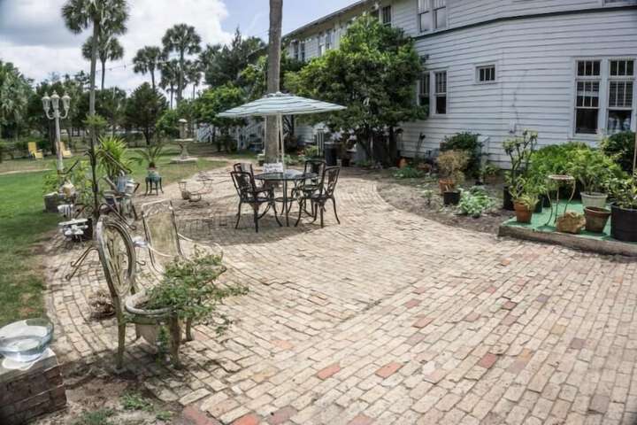 Terrace/Patio 59 of 62