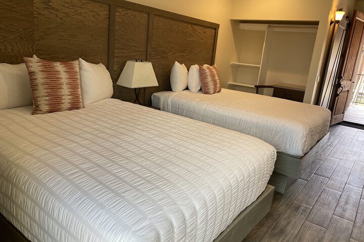 Room 11 of 60