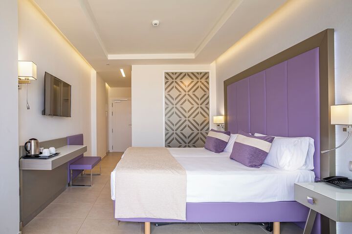 Room 15 of 149