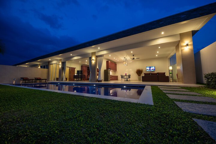 Angkor Rendezvous