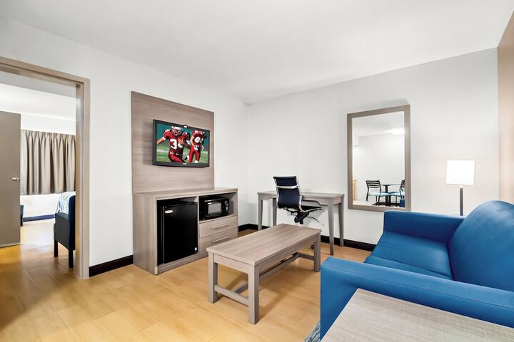 Room 15 of 43