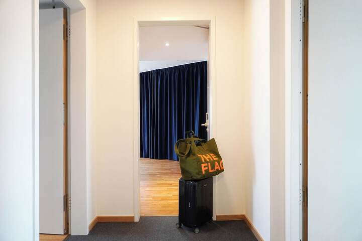 Room 19 of 68