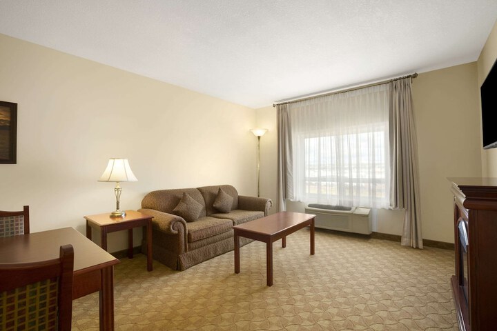 Room 13 of 52