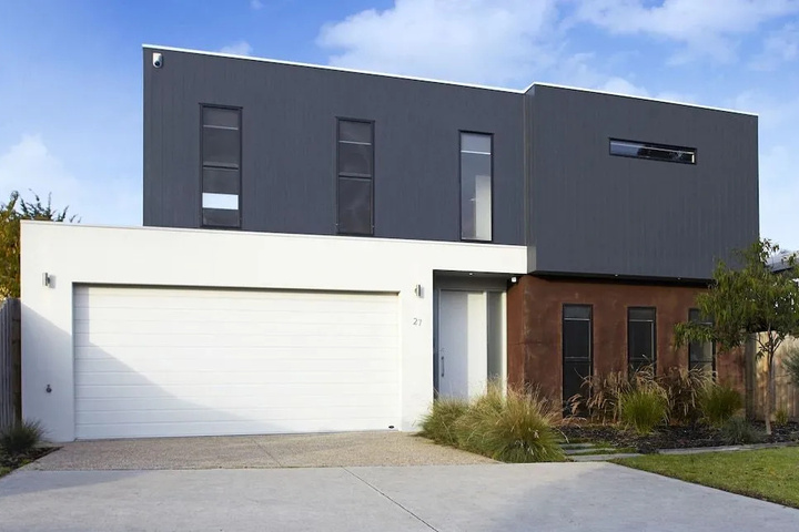 Stylish Living Rejuvenate Stays