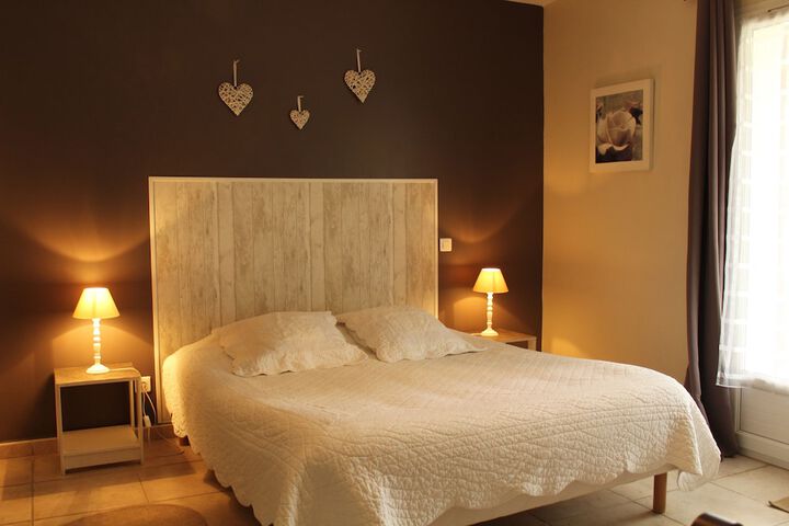 Room 6 of 40