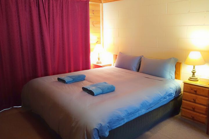 Room 9 of 62