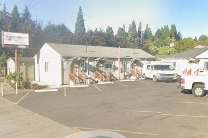 Photo of Madison Suites Motel